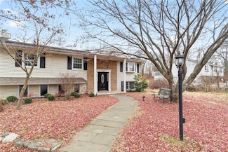 96 Fairmont Rd, Mahopac, NY 10541