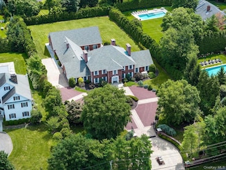 109 Mamaroneck Rd, Scarsdale, NY 10583