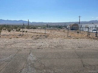 2259 Riverview Ct, Bullhead City, AZ 86442