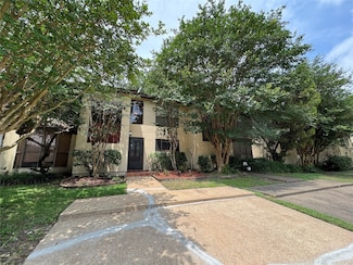 3823 Knollcrest Dr, Montgomery, TX 77356