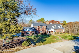 425 Cedar Creek Ct, Jefferson City, MO 65101