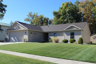 811 Thomas Dr, Angola, IN 46703