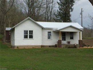 2785 S River Rd, Stockport, OH 43787