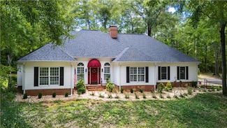 2252 8th St SW, Lanett, AL 36863