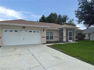 1009 Chapel Ave, Lehigh Acres, FL 33971