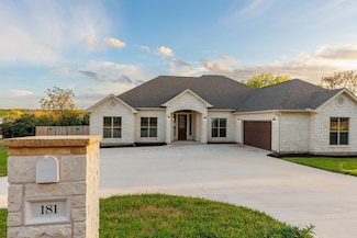 181 Broadmoor St, Meadowlakes, TX 78654