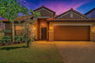 12055 Cardinal Flower Dr, Riverview, FL 33579