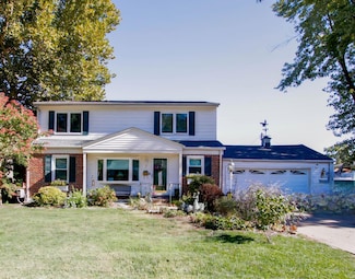 7 Saint Cornelius Ct, Florissant, MO 63031