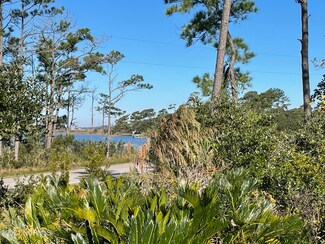 939 Crow Hill Rd, Beaufort, NC 28516