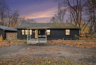 1861 M 51, Niles, MI 49120