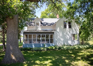 4004 Dakota St, Alexandria, MN 56308