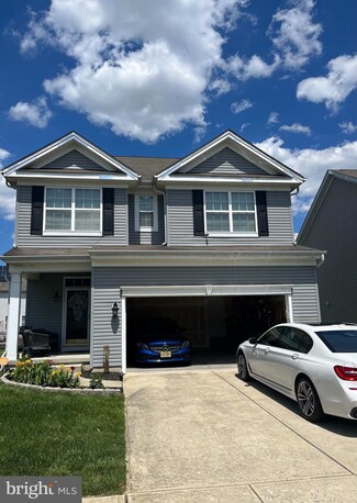 11 Green Acres Ln, Gloucester City, NJ 08030