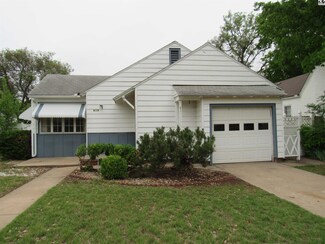 419 E 15th Ave, Hutchinson, KS 67501