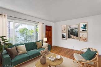 1047 E 1st St Unit 9, Long Beach, CA 90802