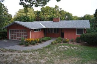 127 Rocky Hill Rd, Hadley, MA 01035