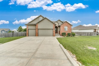 1642 E Bearhill Rd, Park City, KS 67147