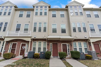 29 Jake Dr, Tinton Falls, NJ 07712