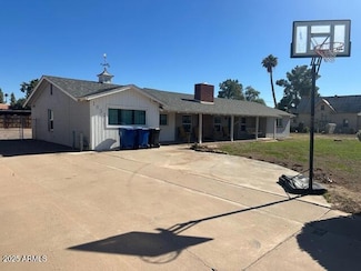 1051 N Grand, Mesa, AZ 85201