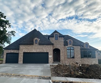 1508 Cedarwood Dr, Claremore, OK 74017