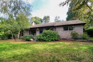 1025 NW 175th St, Shoreline, WA 98177