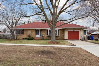 365 Wheelock Pkwy W, Saint Paul, MN 55117