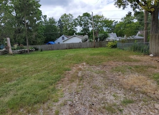 1807 Wilcox St, Crest Hill, IL 60403