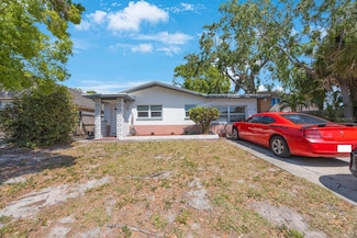 1266 Santa Rosa St, Clearwater, FL 33756