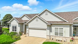 714 Stone Hedge Ct NW, Cedar Rapids, IA 52405
