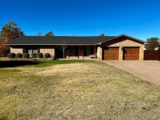 213 Yucca Terrace, Plainview, TX 79072