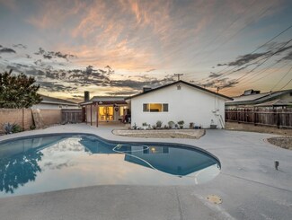 3320 Logan St, Selma, CA 93662