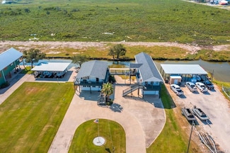 522 518 Lake Breeze Rd, Hackberry, LA 70645