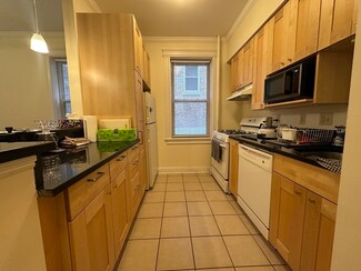 25 Queensberry St Unit 4, Boston, MA 02215