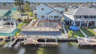 1236 Sailfish St, Hitchcock, TX 77563