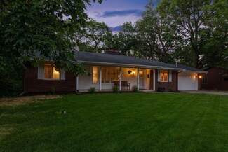 15612 Wing Lake Dr, Minnetonka, MN 55345