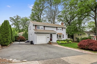147 Lincoln Place, Waldwick, NJ 07463
