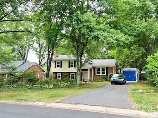 4315 Chandworth Rd, Charlotte, NC 28210