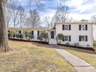 1116 Circlewood Dr, Charlotte, NC 28211