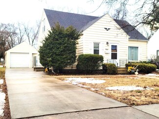 1120 E Mitchell Ave, Waterloo, IA 50702