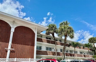 2050 NE 39th St Unit E105, Lighthouse Point, FL 33064