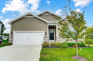 61 Goldfish Ln, Amelia, OH 45102