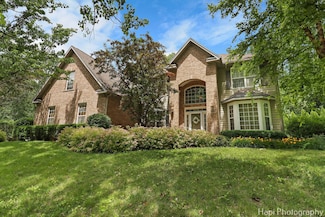 1606 Tecumseh Dr, McHenry, IL 60050