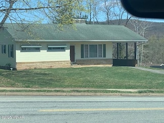 2256 Mill Ln, Williamsport, PA 17701