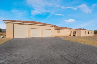 1430 Red Rock Dr, Pahrump, NV 89048