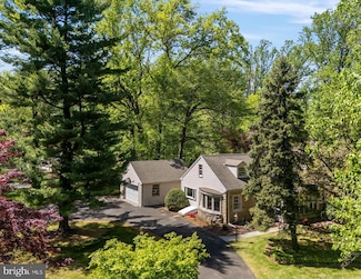 960 Meetinghouse Rd, Jenkintown, PA 19046