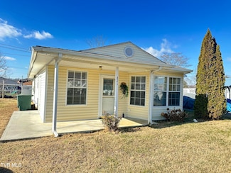 421 Field Rd, Elizabethton, TN 37643