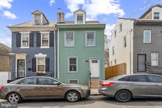 1824 Kinsey St, Philadelphia, PA 19124