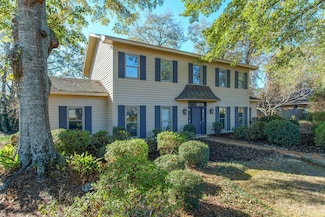 211 Greenwood Place, Hattiesburg, MS 39402