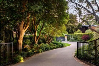 135 Pomar Ln, Santa Barbara, CA 93108