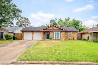 10907 Overlea Dr, Houston, TX 77089