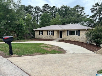 2016 9th Place NW, Center Point, AL 35215